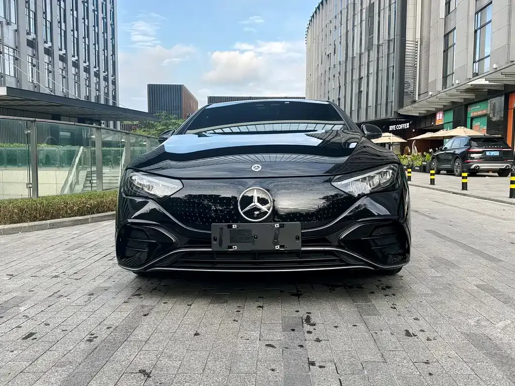 Mercedes-Benz EQE 2023 из CN, фото 2