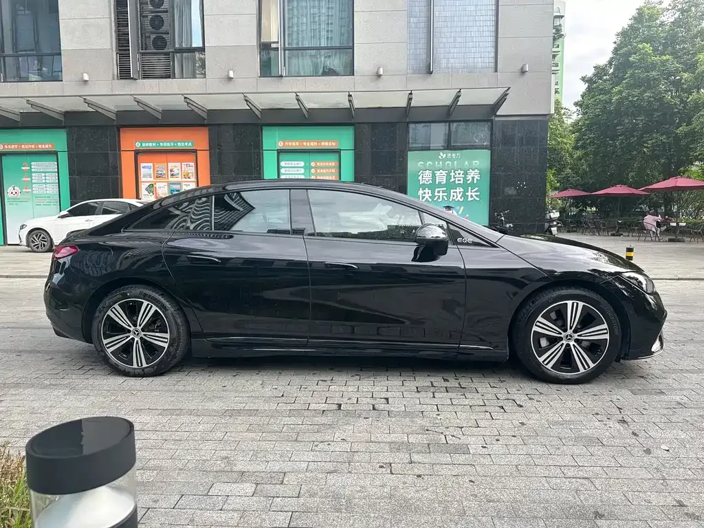 Mercedes-Benz EQE 2023 из CN, фото 6