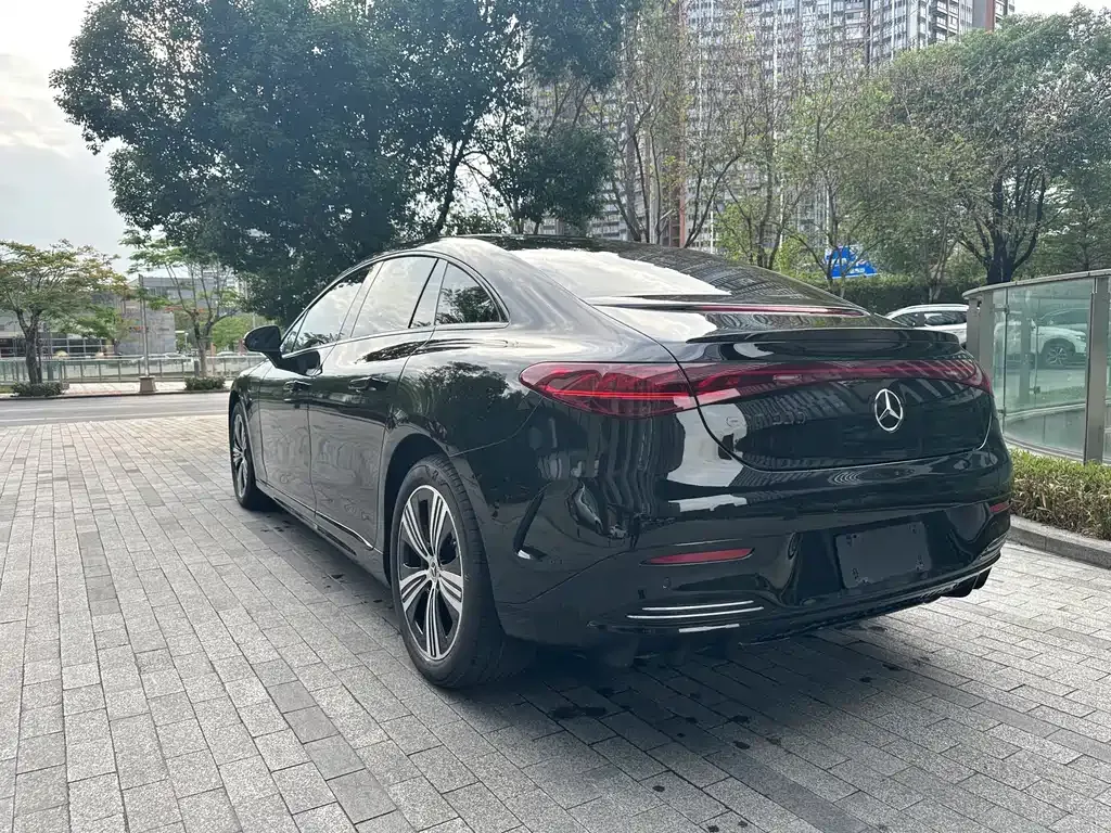Mercedes-Benz EQE 2023 из CN, фото 10