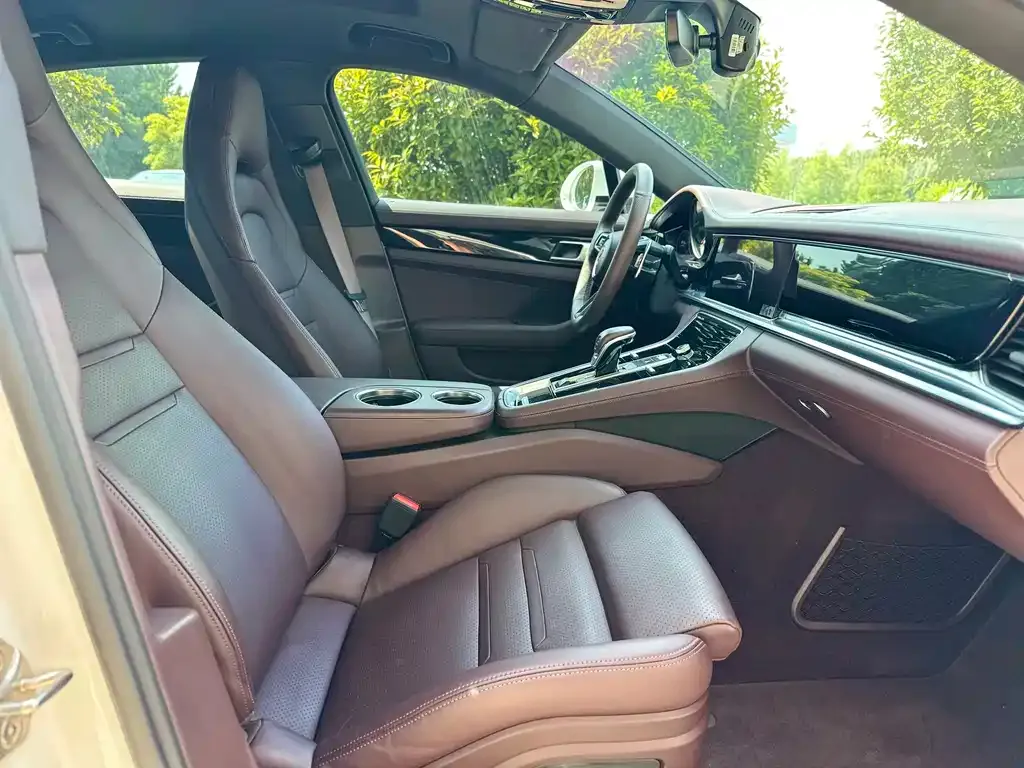 Porsche Panamera 2021 из CN, фото 2