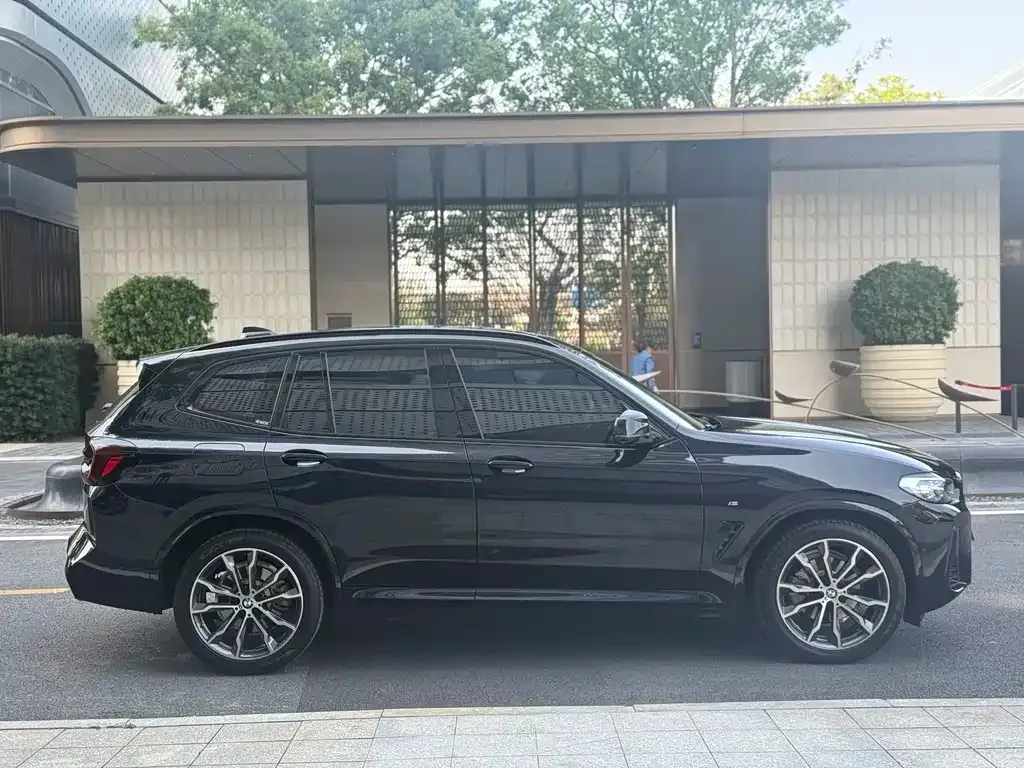 BMW X3 — фото 9