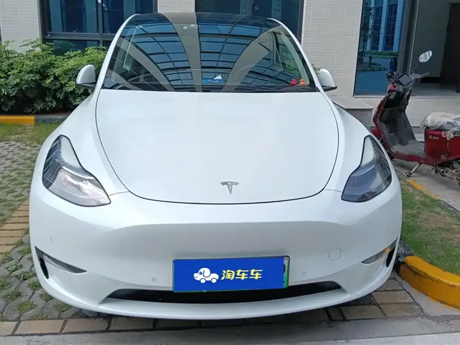 Tesla Model Y — фото 4