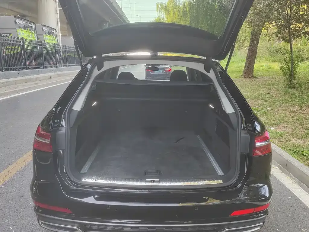 Audi A6 (Import) 2021 из CN, фото 5