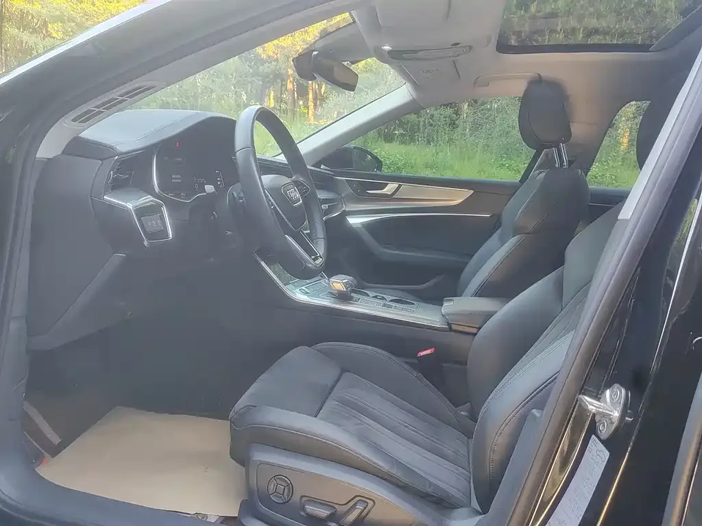 Audi A6 (Import) 2021 из CN, фото 4