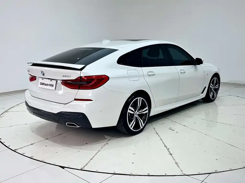 BMW 6 Series GT — фото 8
