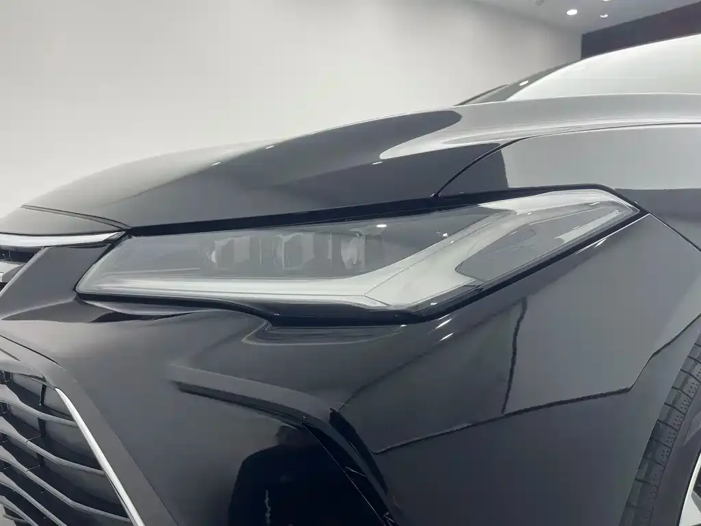 Toyota Avalon 2023 из CN, фото 3