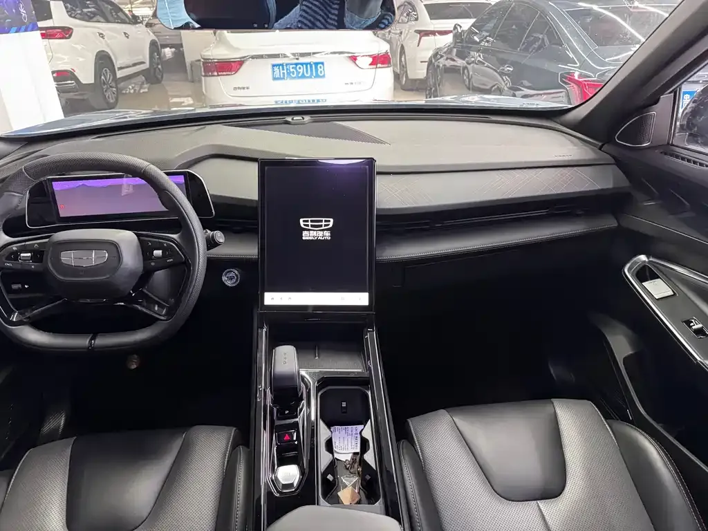 Geely Boyue 2023 из CN, фото 9