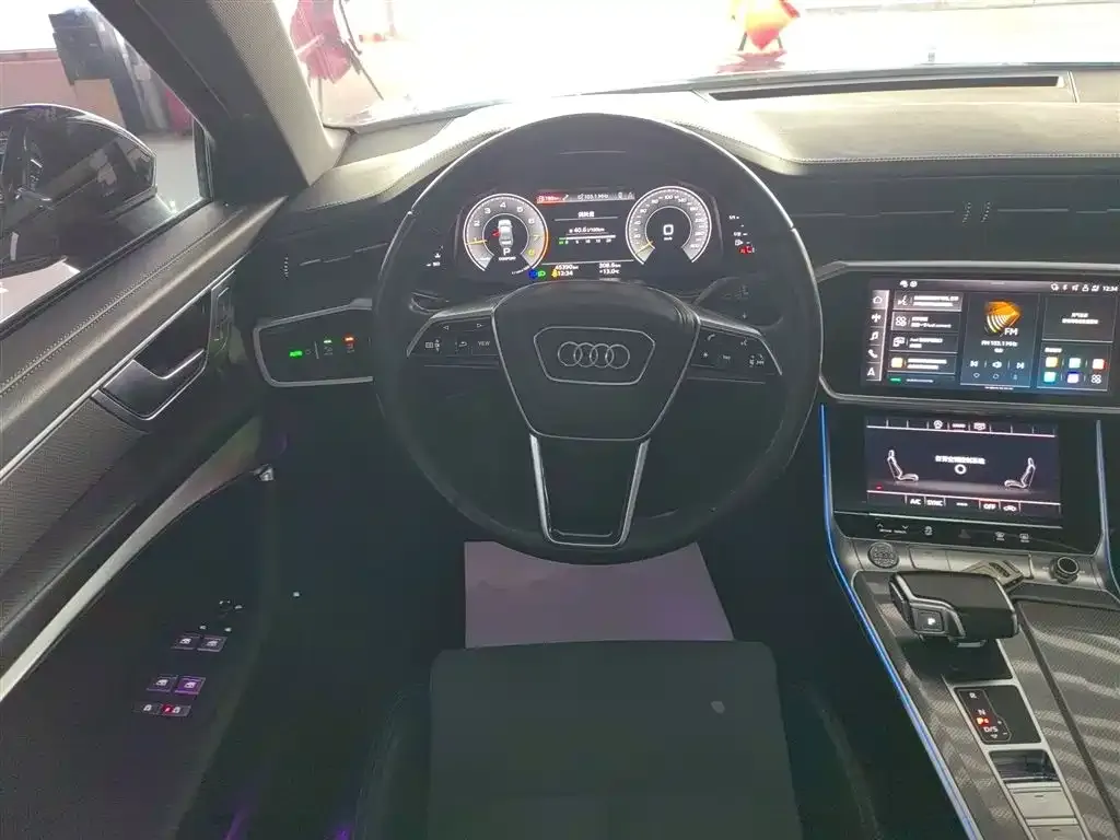 Audi A6L 2023 из CN, фото 4