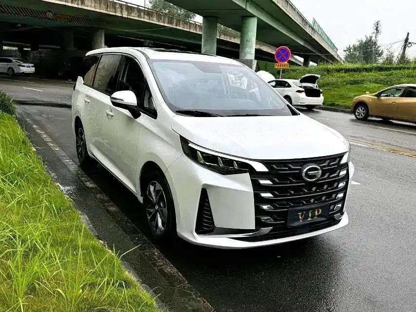 GAC Motor Trumpchi M6 — фото 10
