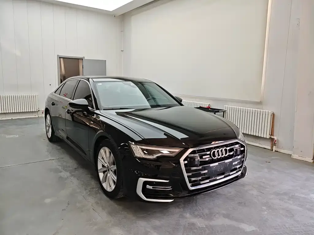 Audi A6L — фото 8
