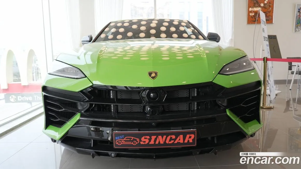Lamborghini Urus 2026 из KR, фото 7