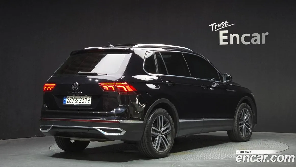 Volkswagen Tiguan — фото 5