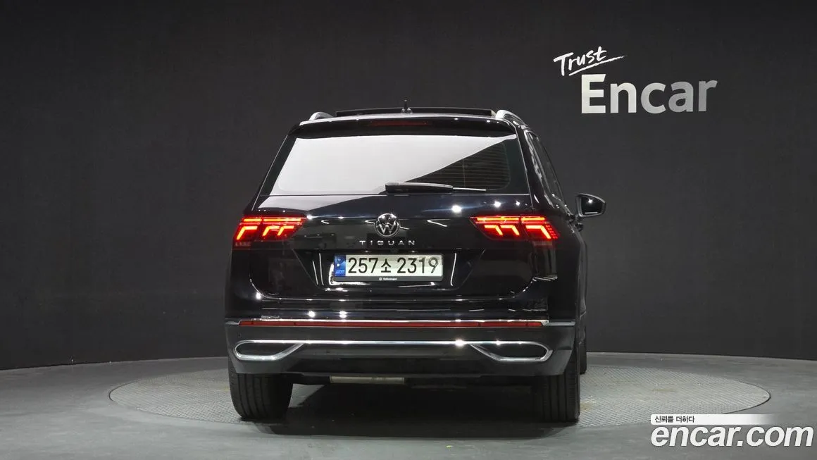 Volkswagen Tiguan — фото 2