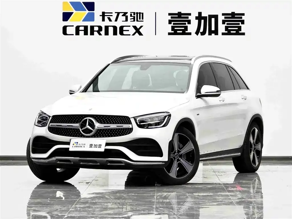 Mercedes-Benz GLC — фото 1