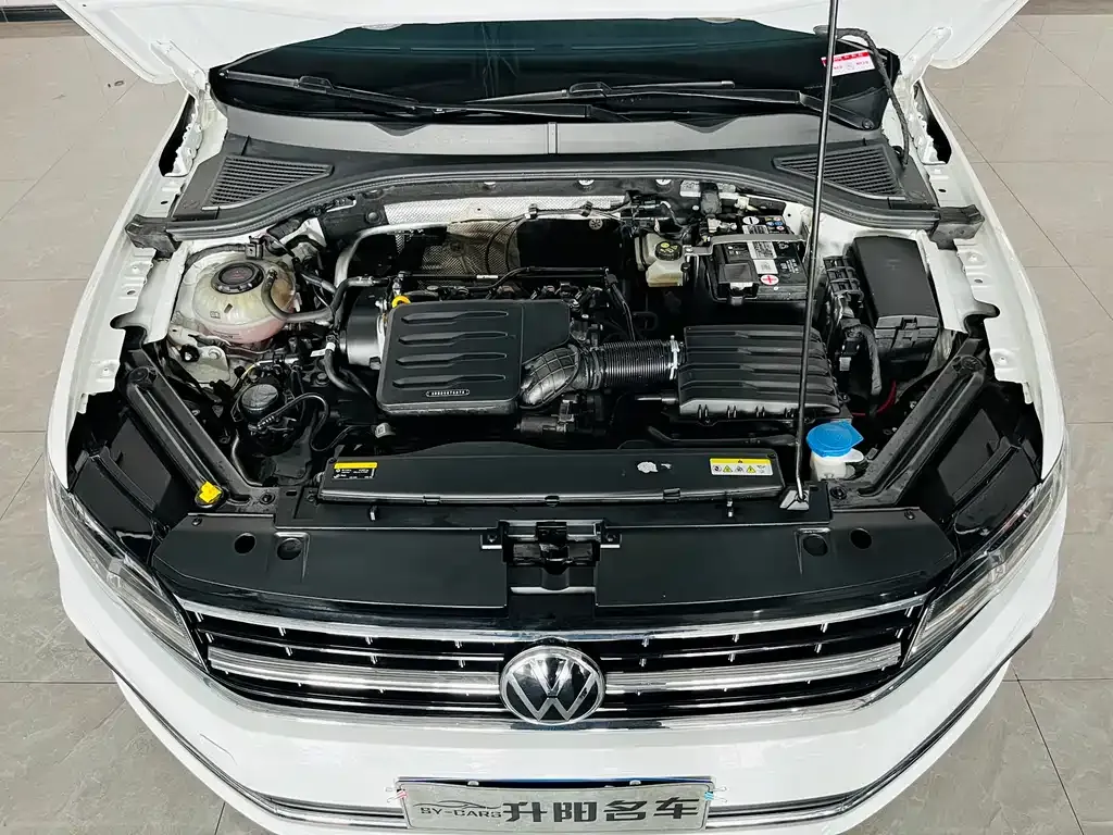 Volkswagen Bora 2022 из CN, фото 10
