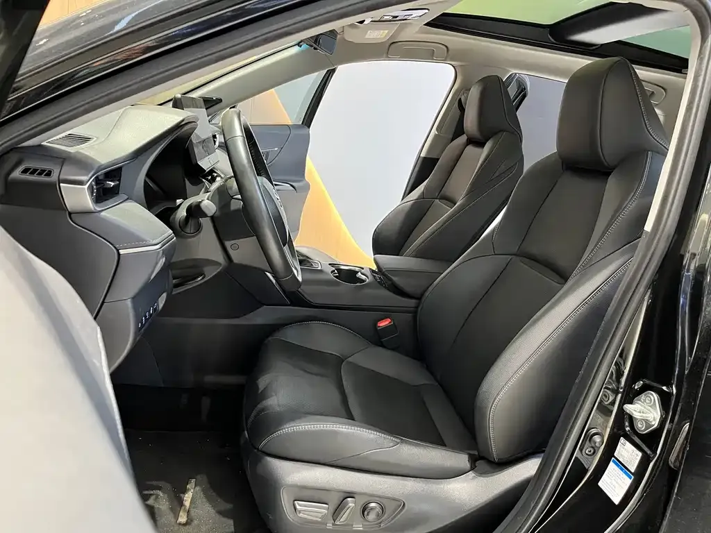 Toyota Venza 2022 из CN, фото 4
