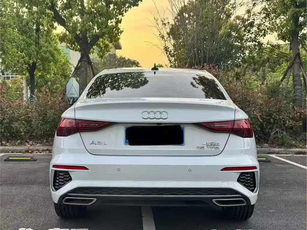 Audi A3 2023 из CN, фото 4