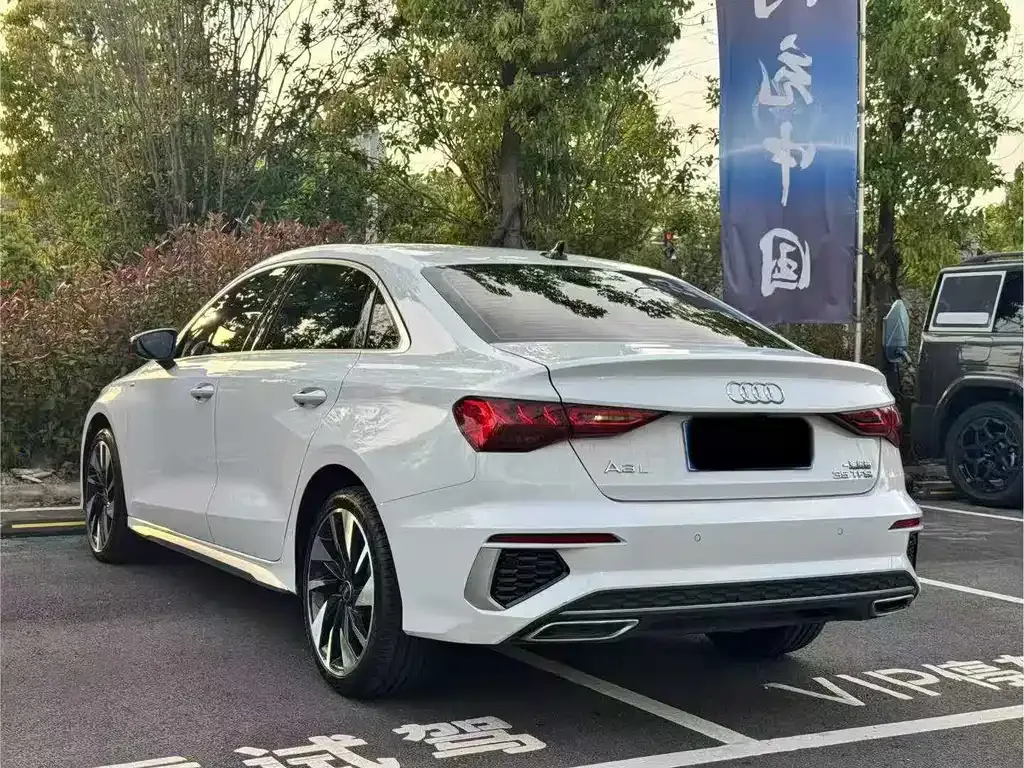 Audi A3 2023 из CN, фото 5
