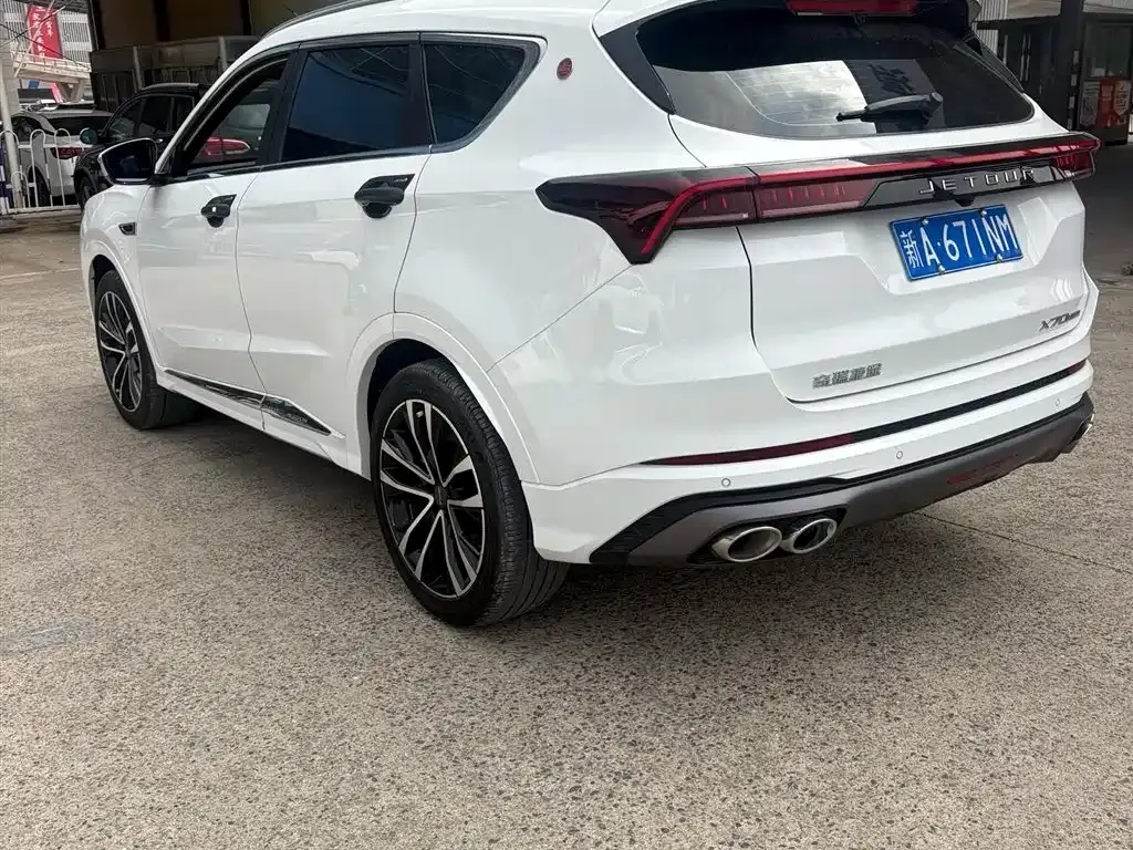 Jetour X70 PLUS — фото 10