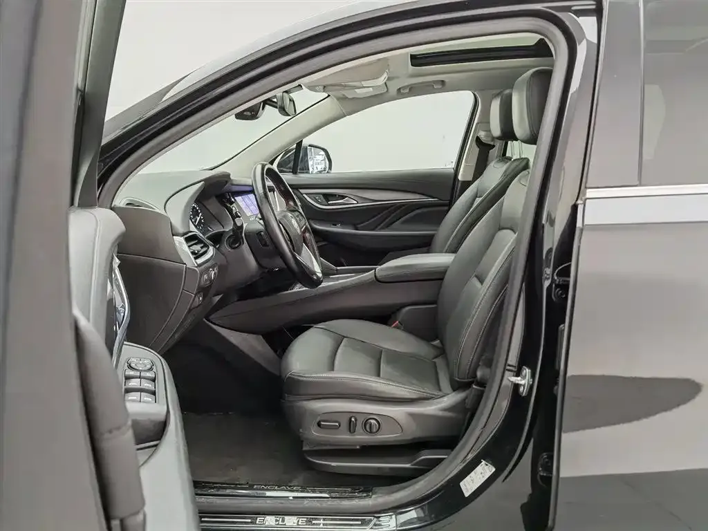 Buick Enclave 2021 из CN, фото 7