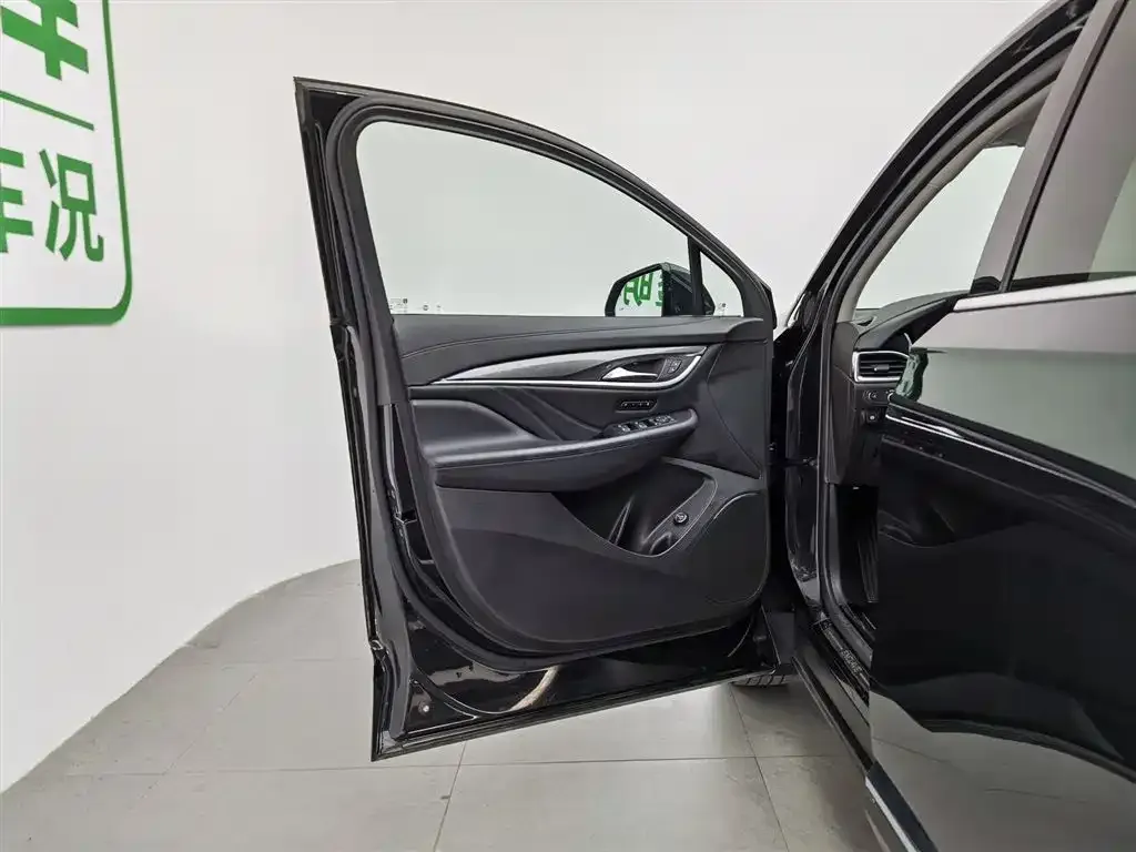 Buick Enclave 2021 из CN, фото 6