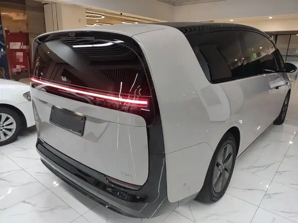 Li Auto MEGA 2024 из CN, фото 4