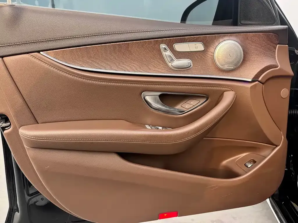 Mercedes-Benz E-Class 2022 из CN, фото 10