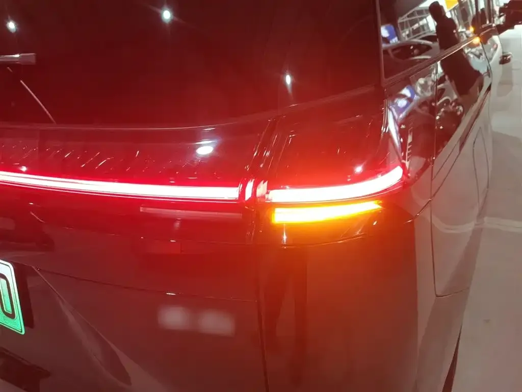 GAC Motor E8 Hybrid 2024 из CN, фото 10