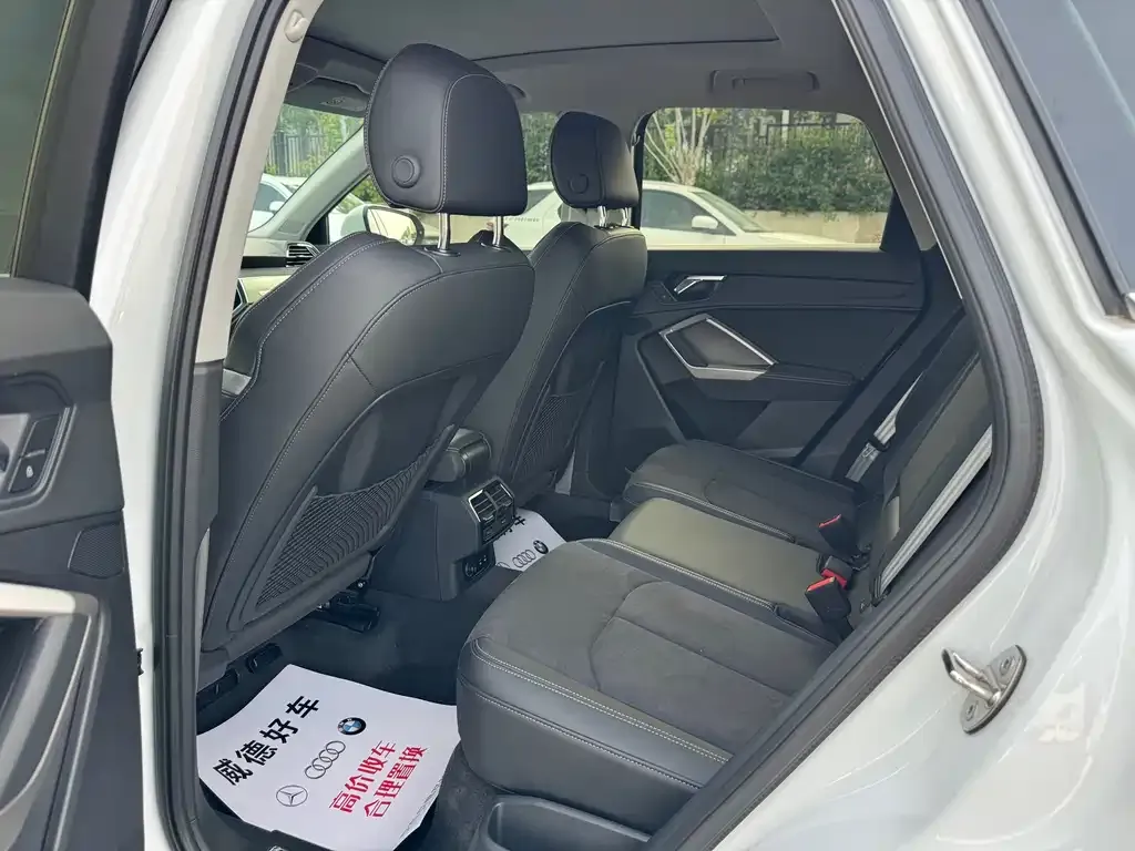 Audi Q3 2022 из CN, фото 2