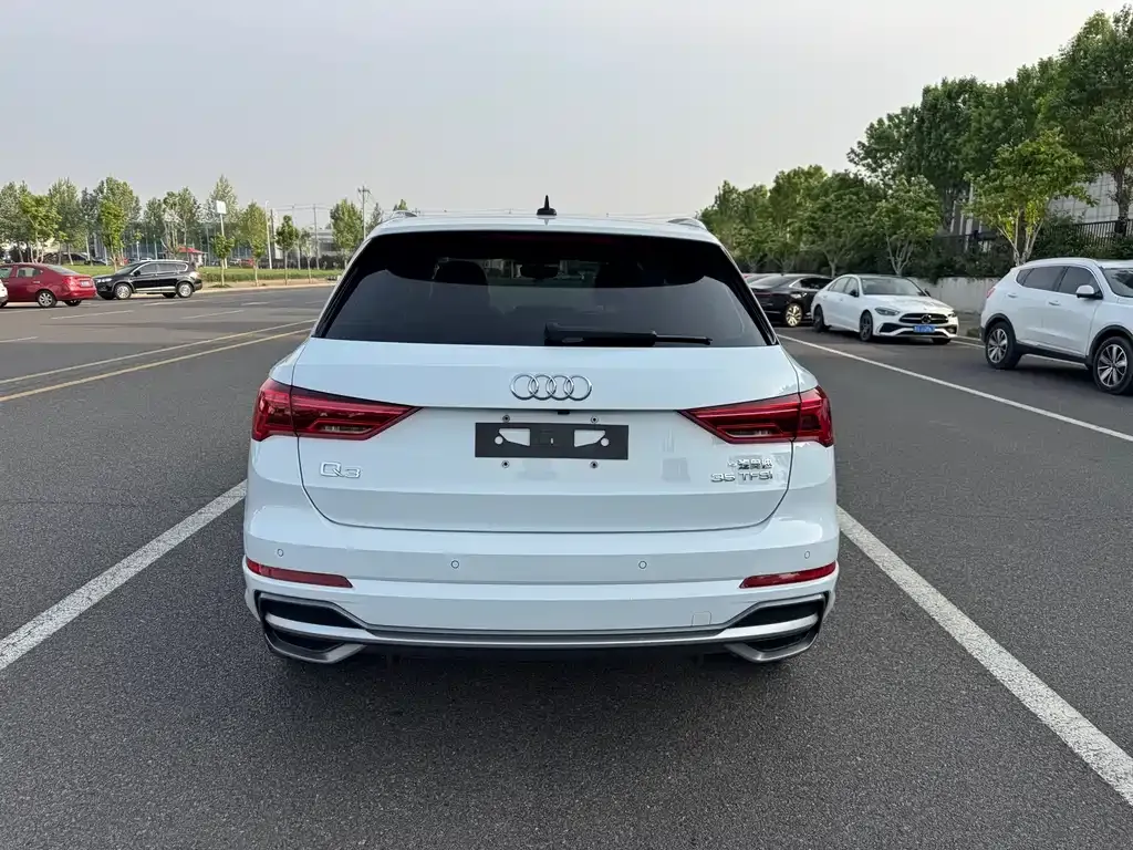 Audi Q3 2022 из CN, фото 6