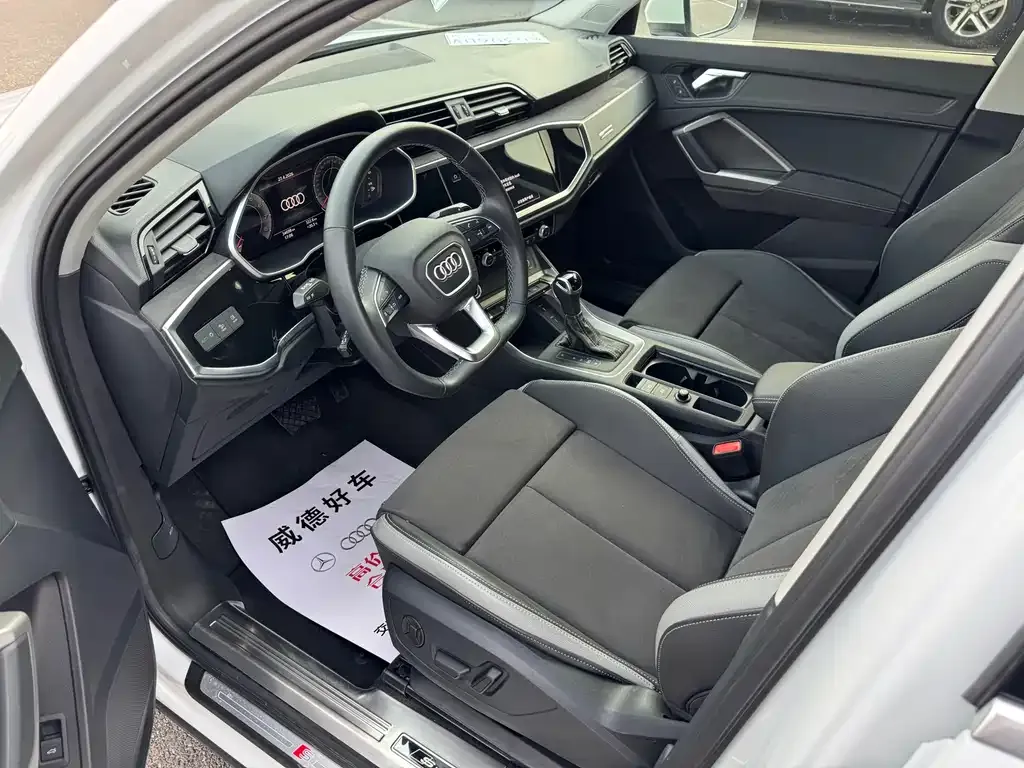 Audi Q3 2022 из CN, фото 10