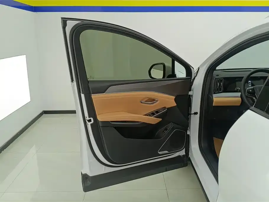 BYD L DM-i 2024 из CN, фото 7