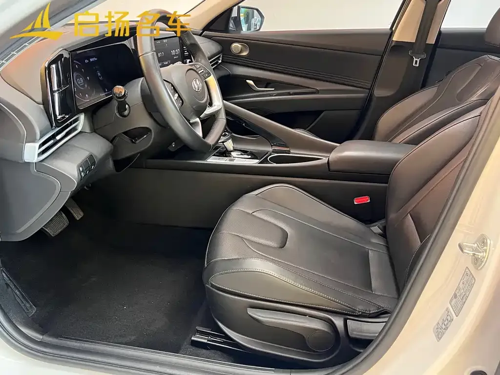 Hyundai Elantra 2022 из CN, фото 6