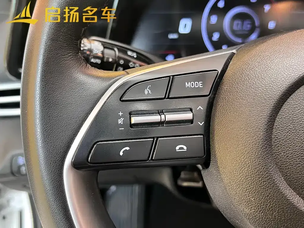 Hyundai Elantra 2022 из CN, фото 10