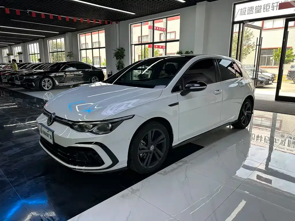 Volkswagen Golf 2021 из CN, фото 1