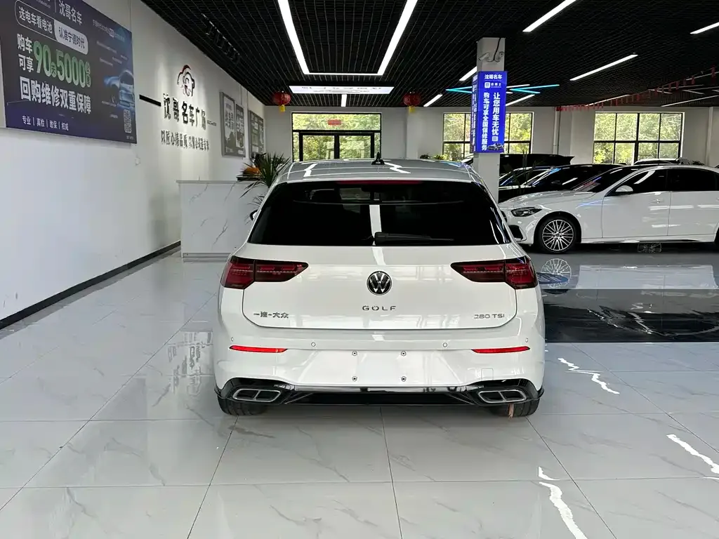 Volkswagen Golf 2021 из CN, фото 7
