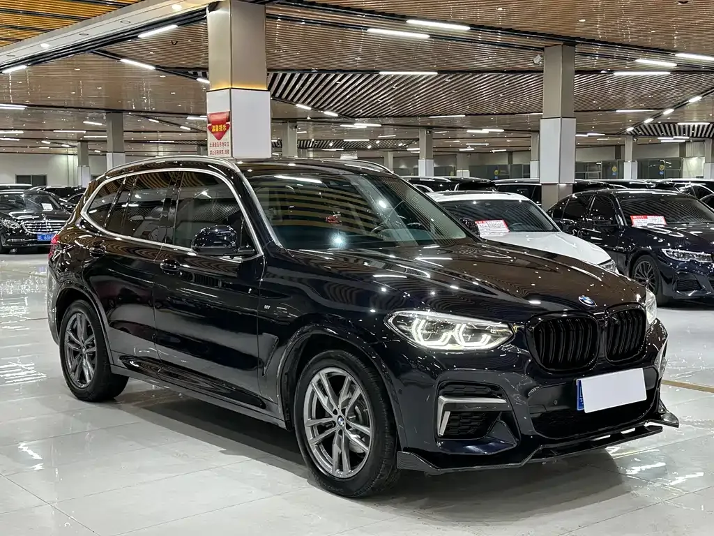 BMW X3 — фото 9