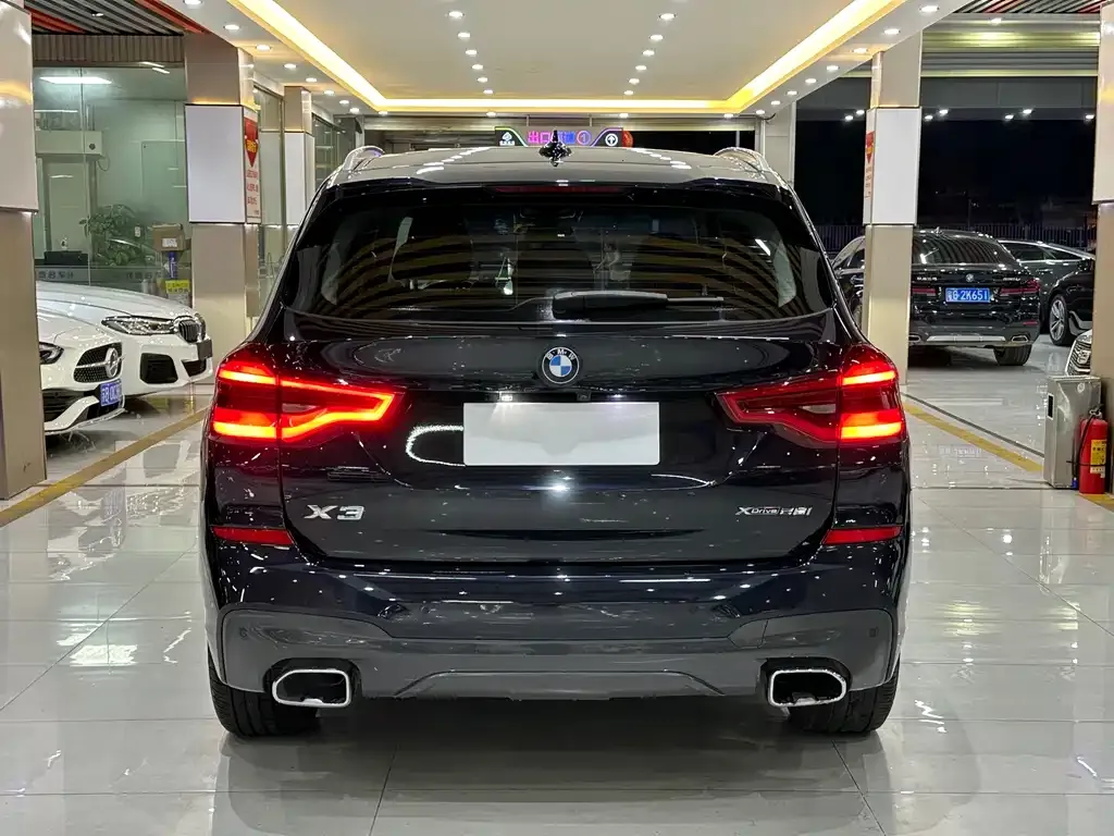 BMW X3 — фото 2