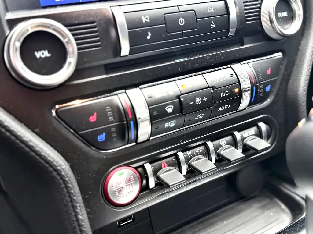 Ford Mustang 2023 из CN, фото 3
