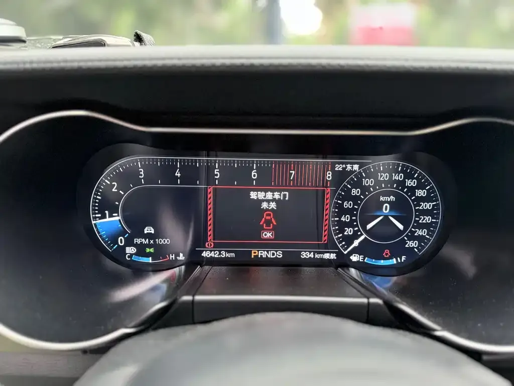Ford Mustang 2023 из CN, фото 7