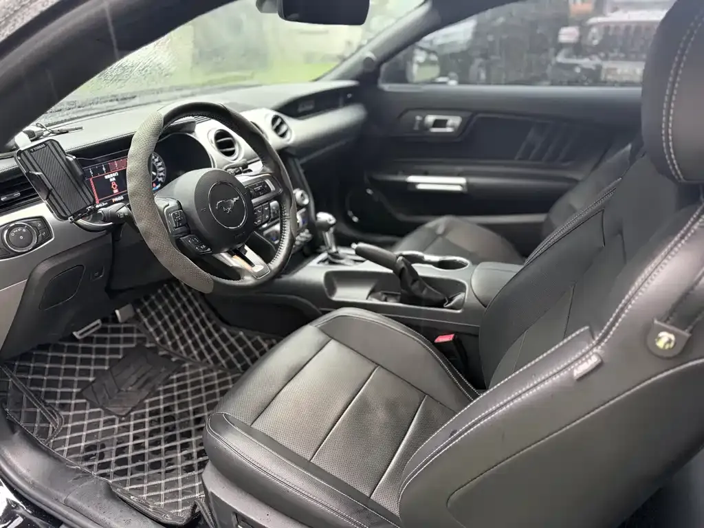Ford Mustang 2023 из CN, фото 8