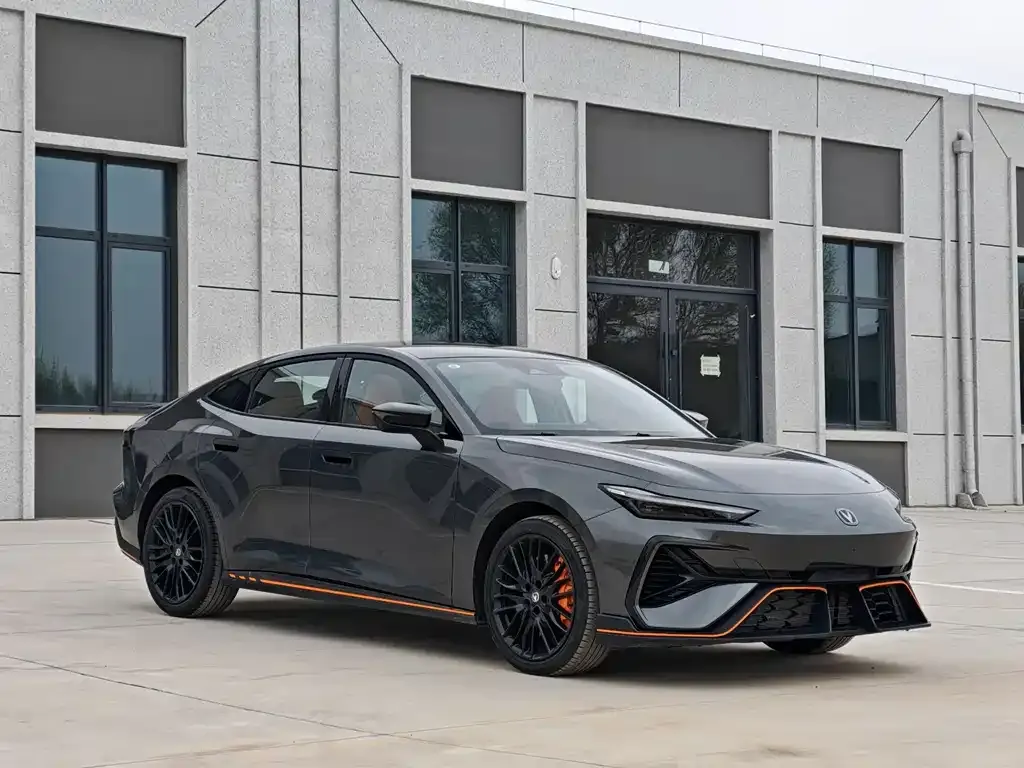 Changan UNI-V 2025 из CN, фото 6