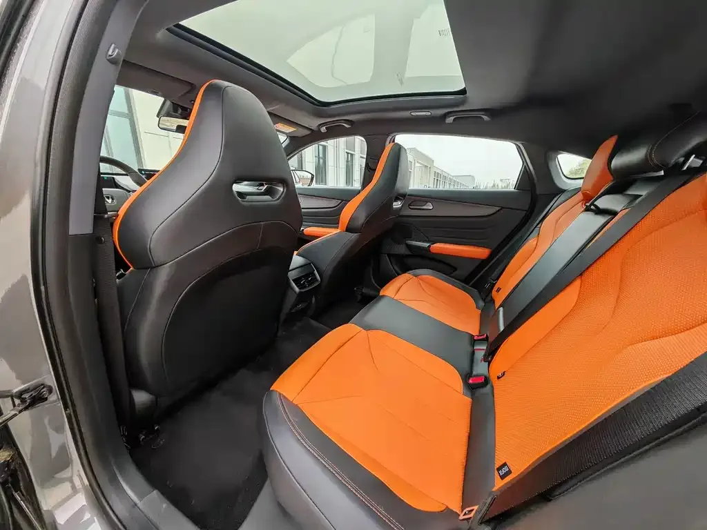 Changan UNI-V 2025 из CN, фото 4