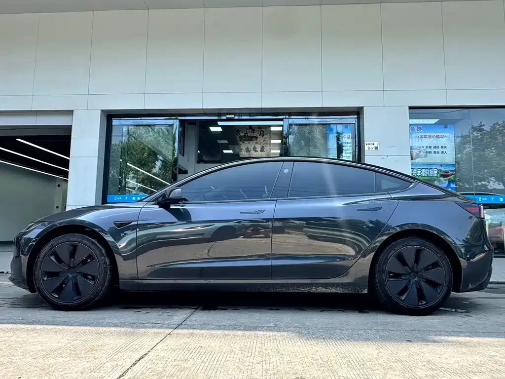 Tesla Model 3 2024 из CN, фото 3