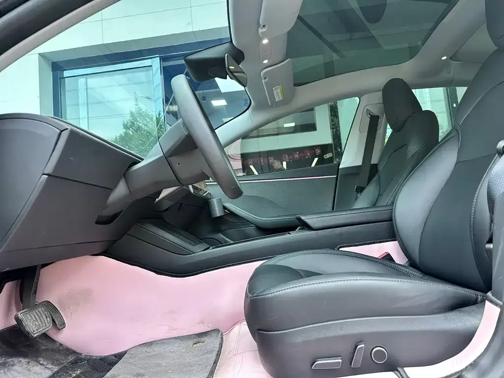 Tesla Model 3 2024 из CN, фото 2