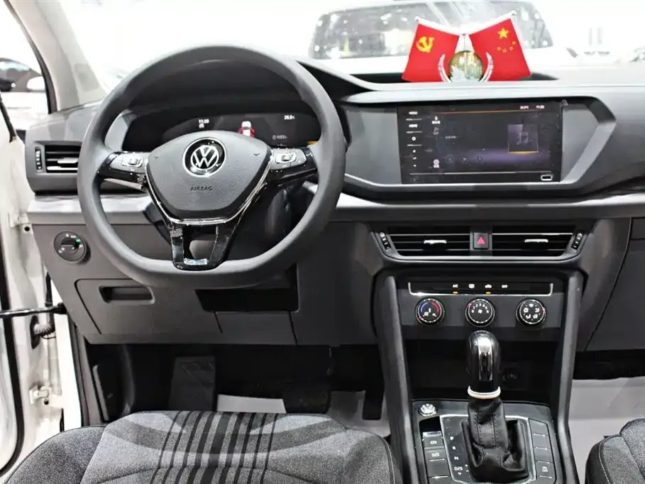 Volkswagen Tharu — фото 10