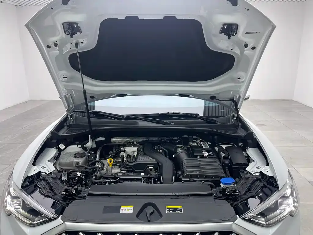 Audi Q3 2024 из CN, фото 3