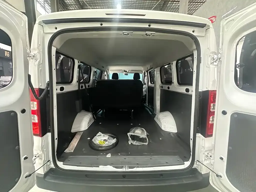 Wuling Yangguang 2025 из CN, фото 2