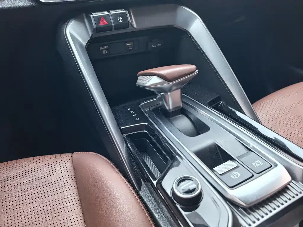 Kia Sportage 2024 из CN, фото 4