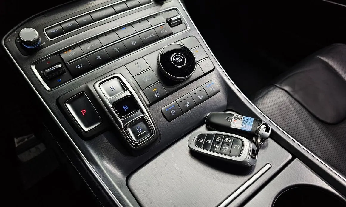 Hyundai Santafe — фото 8